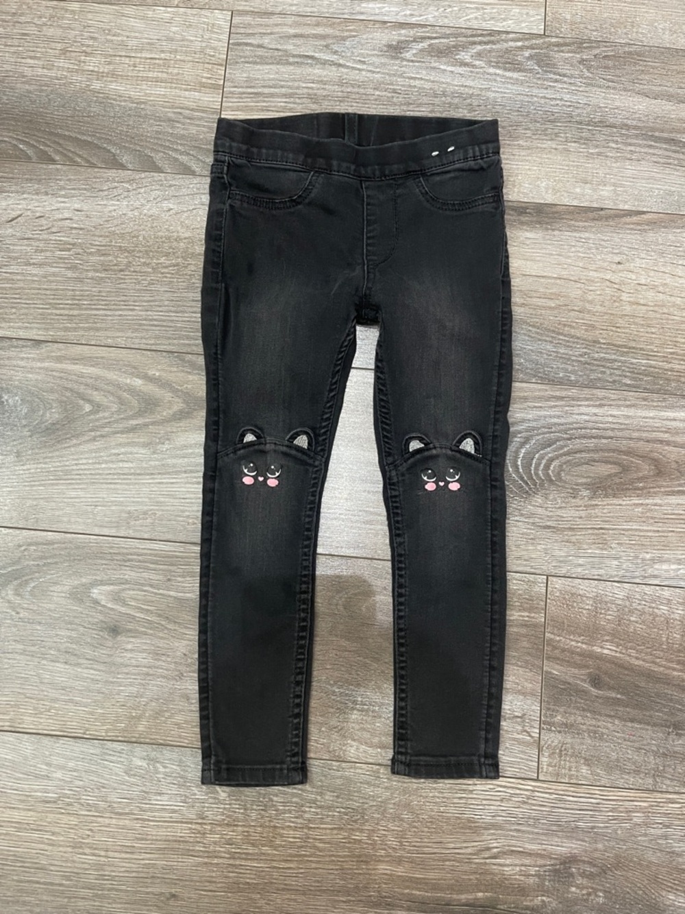 $3 w/ min $20 spend H&M 3T Jean Leggings Black Cat Jeggings